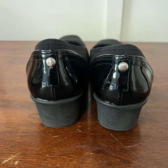 Women's Wisher Flexible Sport Wedge Pumps size 7.5 super comfy! - Picture 3 of 7